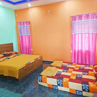 AR premium family homestay