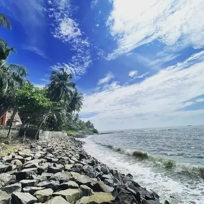 Baywatch by Grha - A Picturesque Beachfront Villa