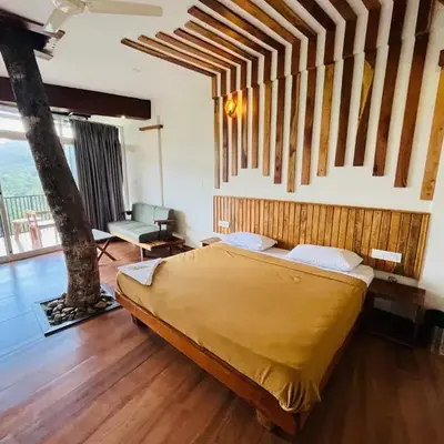 Heaven Hills resorts