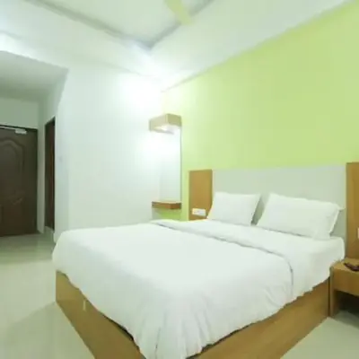 PLAZA RESIDENCY and CONFERENCE HALL