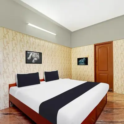Super Hotel O Tiruppur Near Railway station