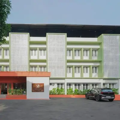 Sreenivas Lodge by Copperfolia