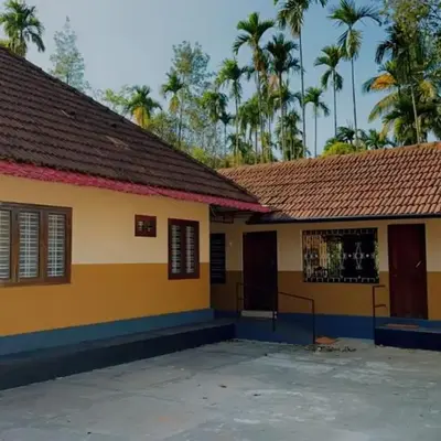 Festoon Villa