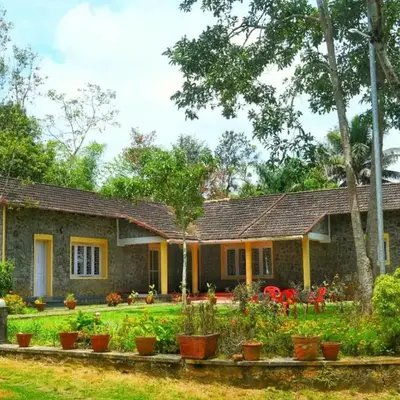 Nadhi Teera Riverside Stay
