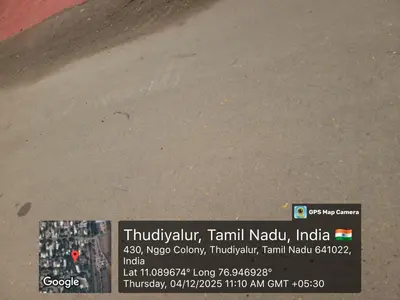 a sign that is on the side of a road at Sri Kamakshi Amman Home Stay in Tudiyalūr