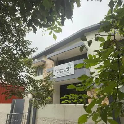 Roshan's Welcome Home Stay