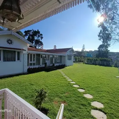 Brooklyn Villa
