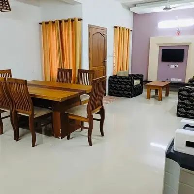 very spacious furnished apartment
