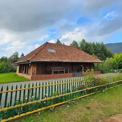 NATURE CASTLE -Traditional villa