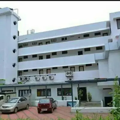 Queens Tourist Home