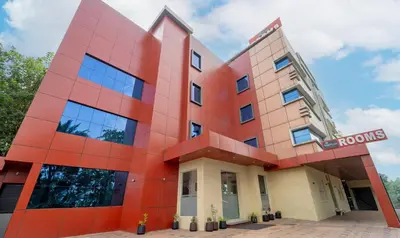 an image of a building at Treebo Thoduvas Star Plaza Cochin Airport in Nedumbassery