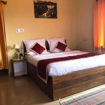 KSTDC Hotel Mayura Bharachukki