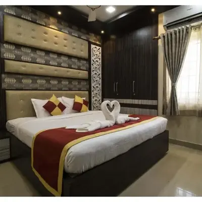 SR BOUTIQUEE STAY