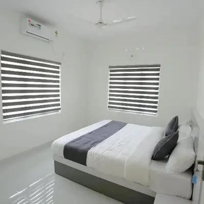 Yelza Hotel and Residence